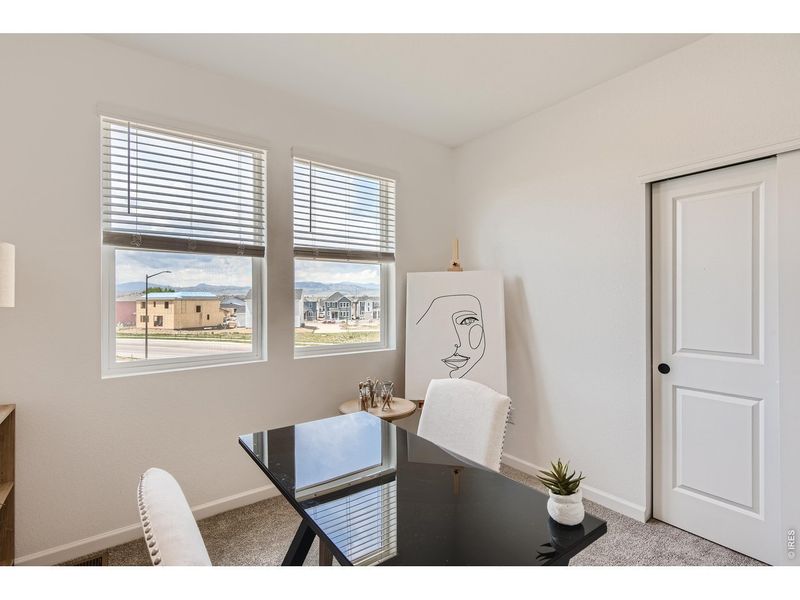 Furnished interior view inside a new home in Mountain Brook, Longmont (Image 13).