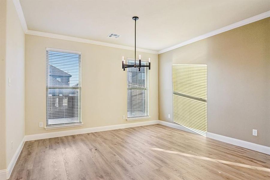 Spacious, unfurnished interior of a new home in , Alvarado (Image 28).