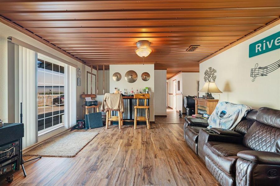 Community amenities in , Sumner (Image 15).