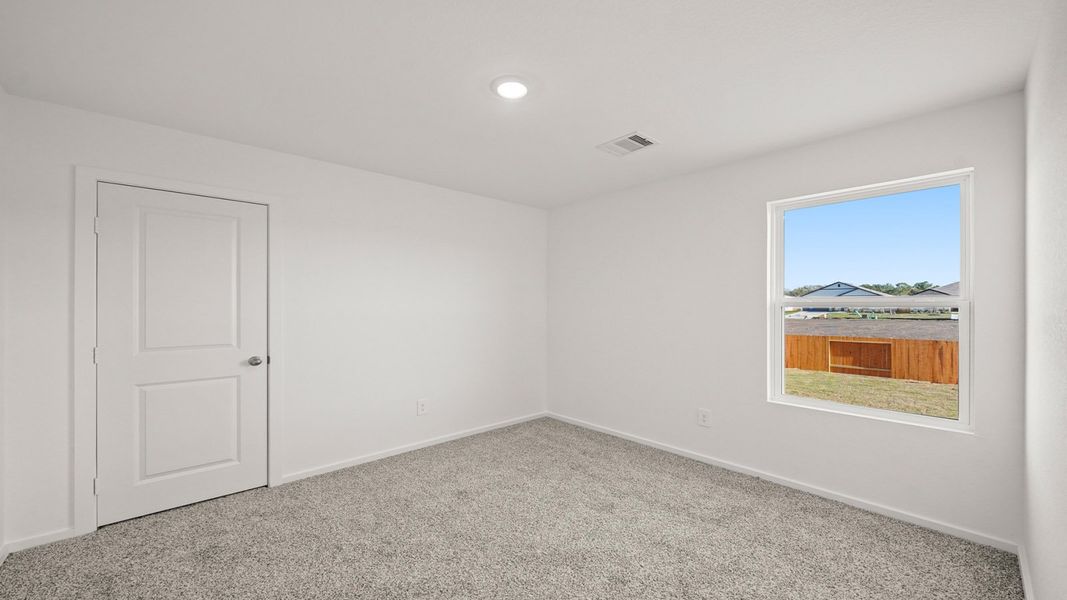 Spacious, unfurnished interior of a new home in Westward Pointe, Sealy (Image 25).