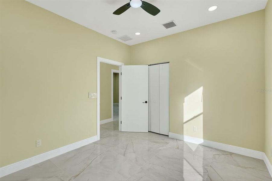 Spacious, unfurnished interior of a new home in , Vero Beach (Image 8).