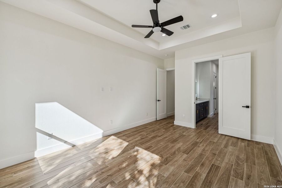 Spacious, unfurnished interior of a new home in , Spring Branch (Image 27).