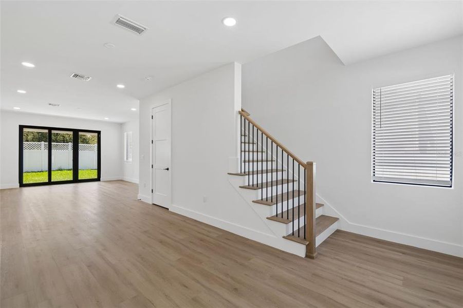 Spacious, unfurnished interior of a new home in , Tampa (Image 64). Spacious, unfurnished interior of a new home in , Tampa (Image 64).