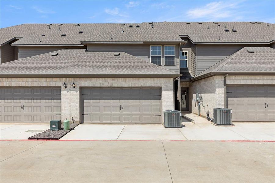 Front exterior of a new home in Sanger Circle, Sanger, TX, highlighting curb appeal (Image 2). Front exterior of a new home in Sanger Circle, Sanger, TX, highlighting curb appeal (Image 2).