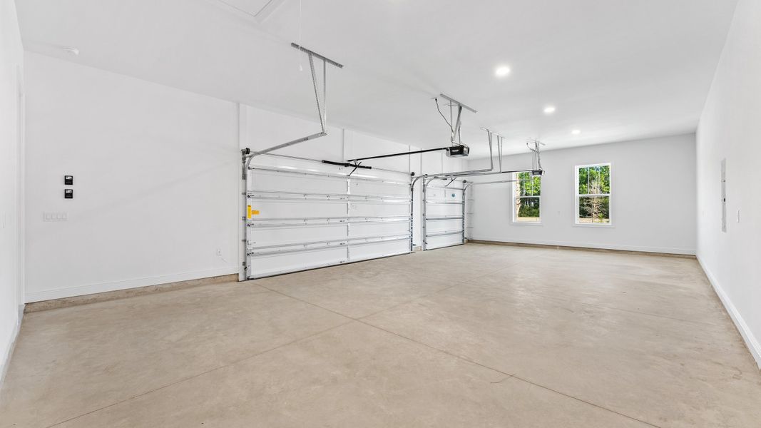 3-Car Garage