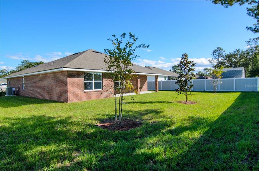 Exterior details and patio area of a home in , Palm Coast (Image 20).