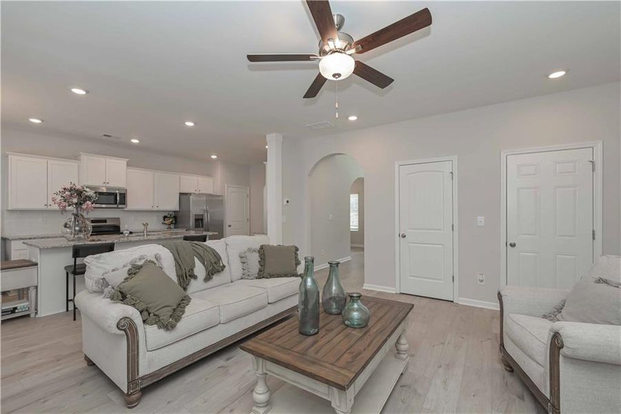 Furnished interior view inside a new home in , Villa Rica (Image 5).