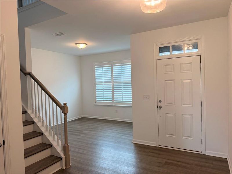 Spacious, unfurnished interior of a new home in Creekside, Dawsonville (Image 21).