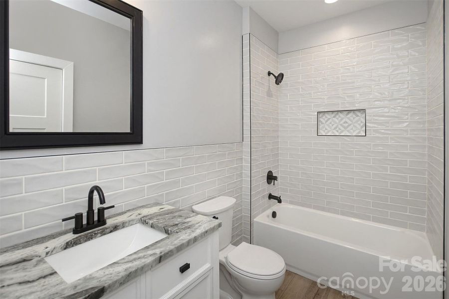 Main Floor Guest Bath