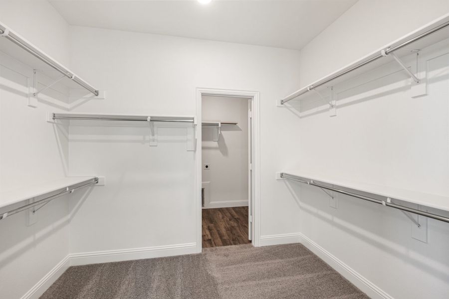 Spacious, unfurnished interior of a new home in Elevon, Lavon (Image 36).