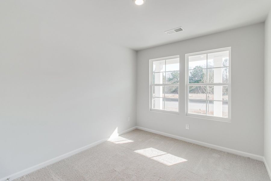 Spacious, unfurnished interior of a new home in Bluefield, Lexington (Image 19). Spacious, unfurnished interior of a new home in Bluefield, Lexington (Image 19).