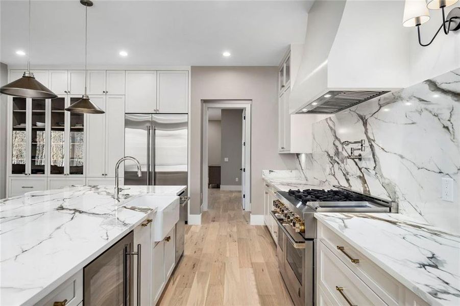 Furnished interior view inside a new home in , Alpharetta (Image 19).