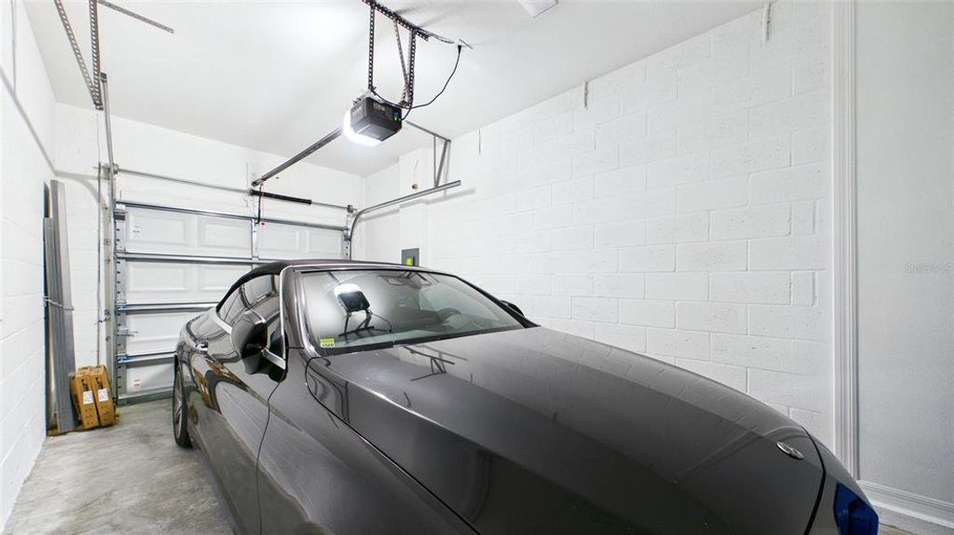Close-up of interior finishes inside a home in , Ruskin (Image 21).