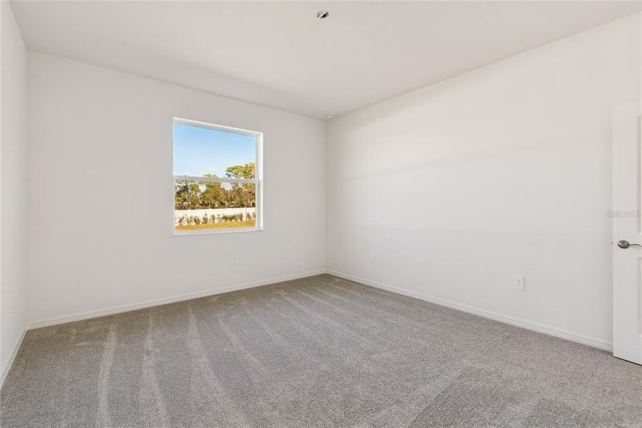 Spacious, unfurnished interior of a new home in Southpointe, Palmetto (Image 15).