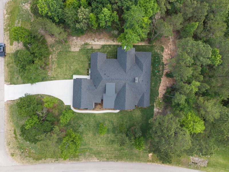 Image 40 of a home in .