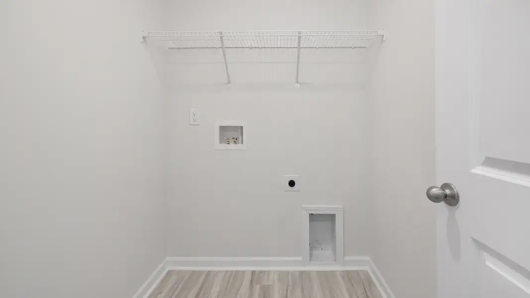 Spacious, unfurnished interior of a new home in Sweetwater Village, Rockwell (Image 20).