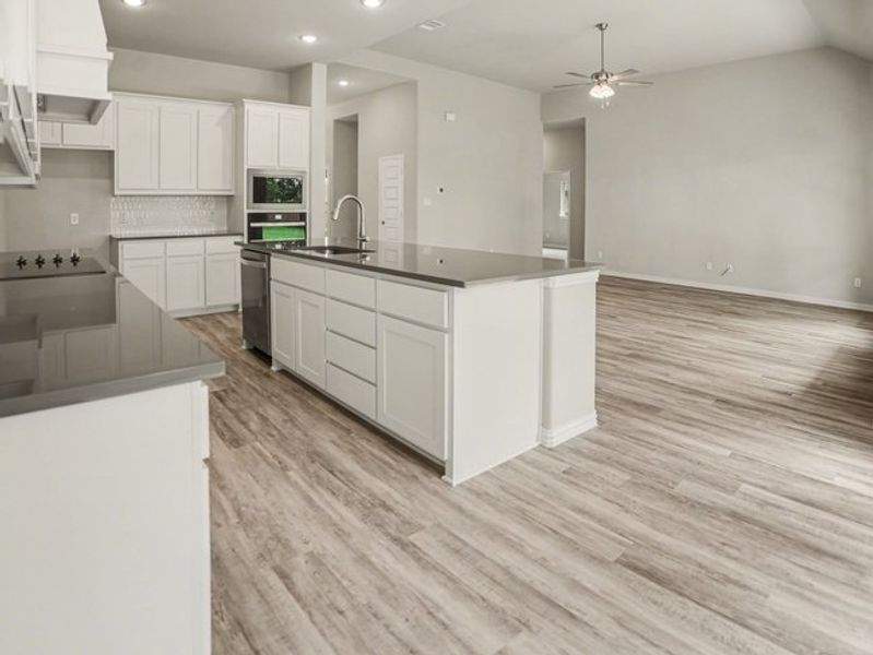 Furnished interior view inside a new home in Cole Crossing Estates, DeSoto (Image 7).
