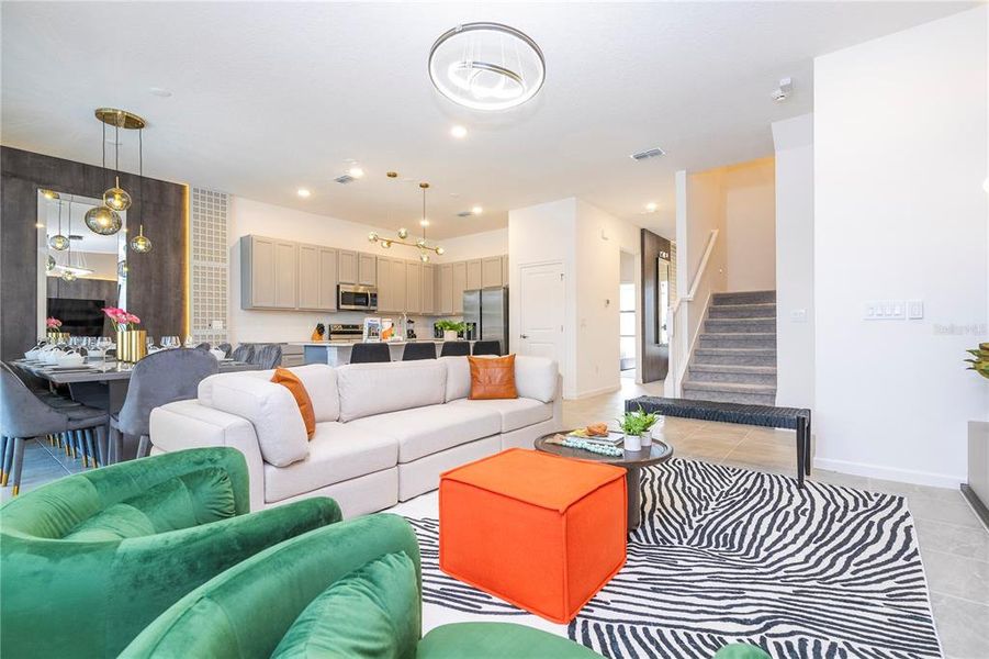 Furnished interior view inside a new home in , Orlando (Image 29).