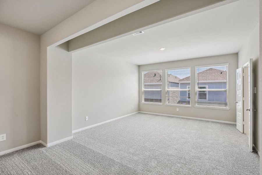 Spacious, unfurnished interior of a new home in Kemah Crossing - Luxe Series, Kemah (Image 26). Spacious, unfurnished interior of a new home in Kemah Crossing - Luxe Series, Kemah (Image 26).