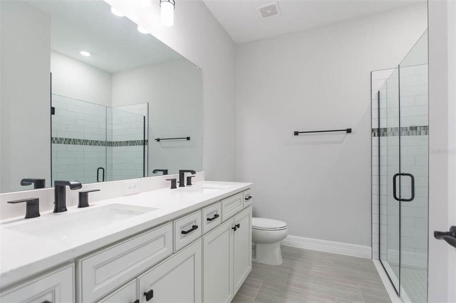 Furnished interior view inside a new home in , Land O' Lakes (Image 36).