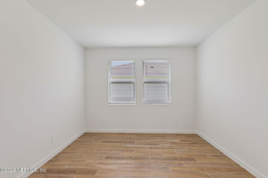 Spacious, unfurnished interior of a new home in Colbert Landings, Palm Coast (Image 17).