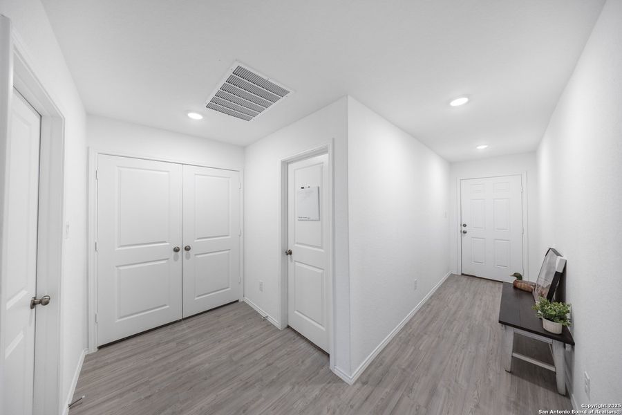 Image 26 of a home in Guadalupe Heights: Watermill Collection. Image 26 of a home in Guadalupe Heights: Watermill Collection.