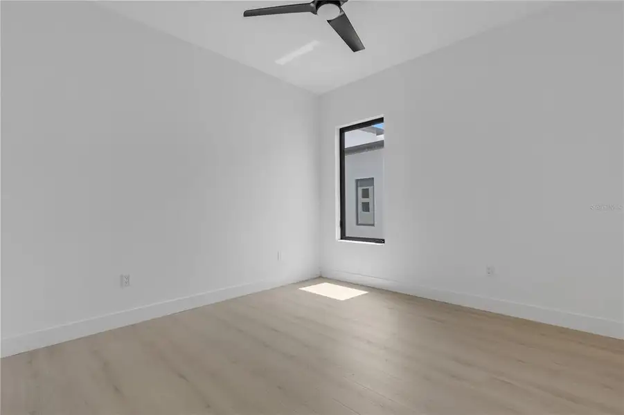 Spacious, unfurnished interior of a new home in , Sarasota (Image 6). Spacious, unfurnished interior of a new home in , Sarasota (Image 6).