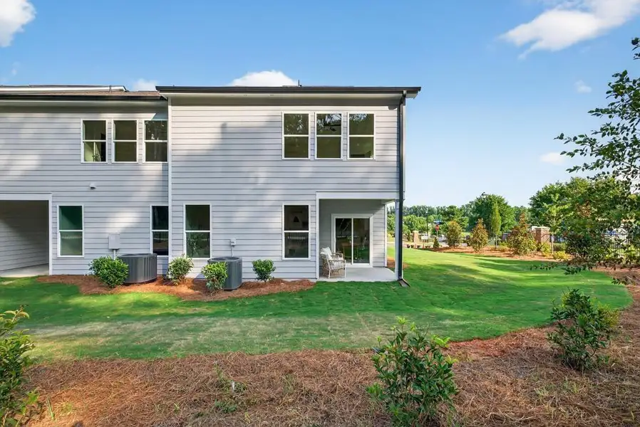 Exterior details and patio area of a home in , Jefferson (Image 4).