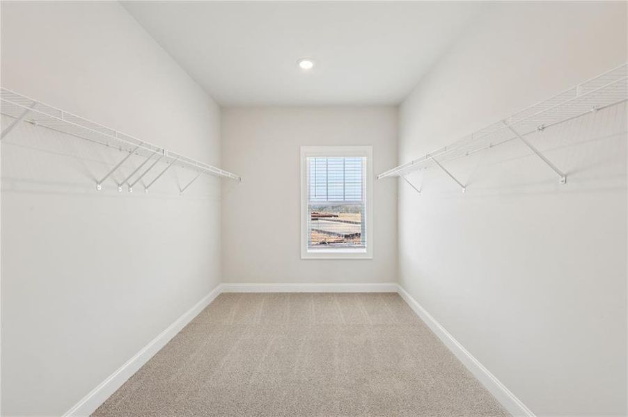 Spacious, unfurnished interior of a new home in River Pointe, Monroe (Image 40).