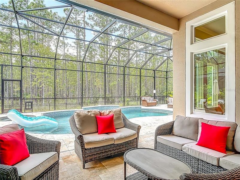Exterior details and patio area of a home in , Ormond Beach (Image 19).