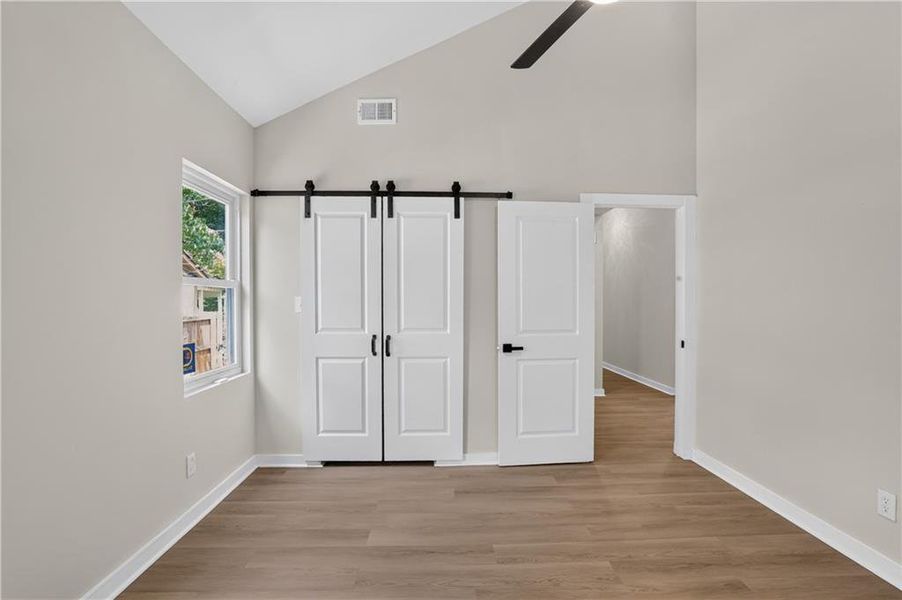 Spacious, unfurnished interior of a new home in , Scottdale (Image 38).