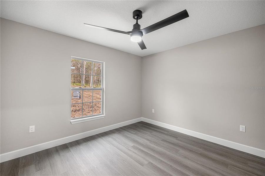 Spacious, unfurnished interior of a new home in , Belleview (Image 11).
