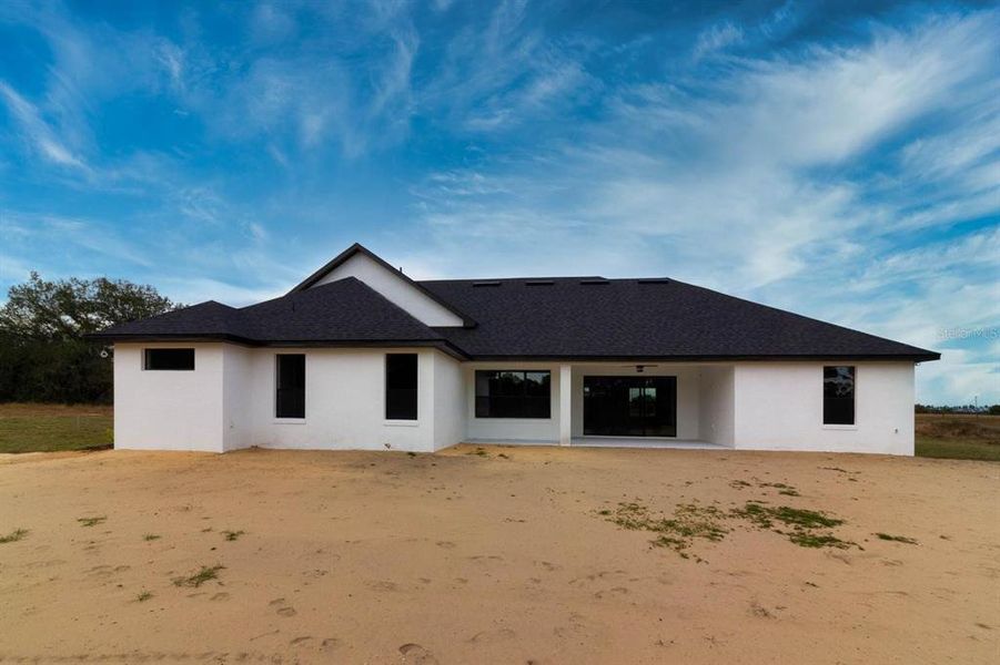 Exterior details and patio area of a home in , Umatilla (Image 32).