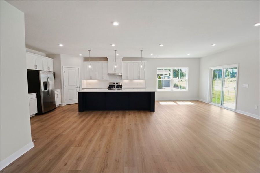 Spacious, unfurnished interior of a new home in Stillwood Farms, Easley (Image 10).