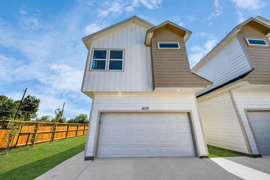 Front exterior of a new home in , Houston, TX, highlighting curb appeal (Image 2). Front exterior of a new home in , Houston, TX, highlighting curb appeal (Image 2).