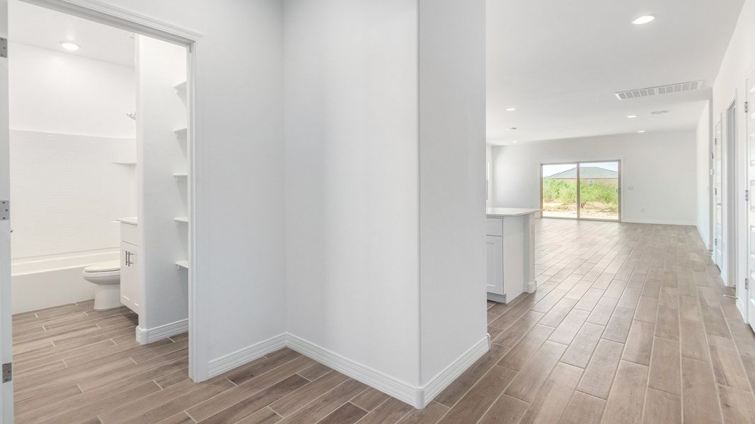 Representative unfurnished interior of a home built from the Sedona - Plan H50T7 by D.R. Horton in Sahuarita Acres, Sahuarita (Image 14).