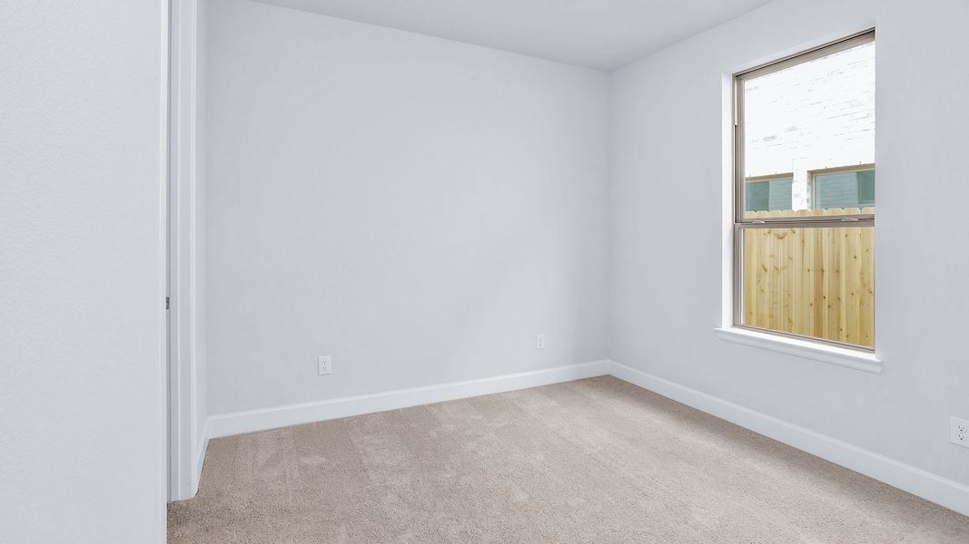 Spacious, unfurnished interior of a new home in Grand Central Park, Conroe (Image 14).