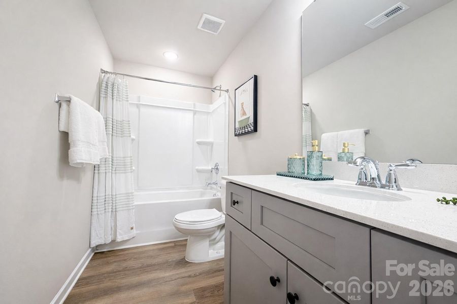 Furnished interior view inside a new home in , Shelby (Image 21).