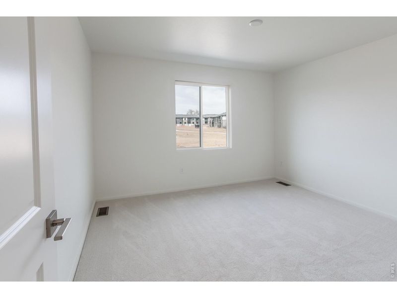 Spacious, unfurnished interior of a new home in , Timnath (Image 31).