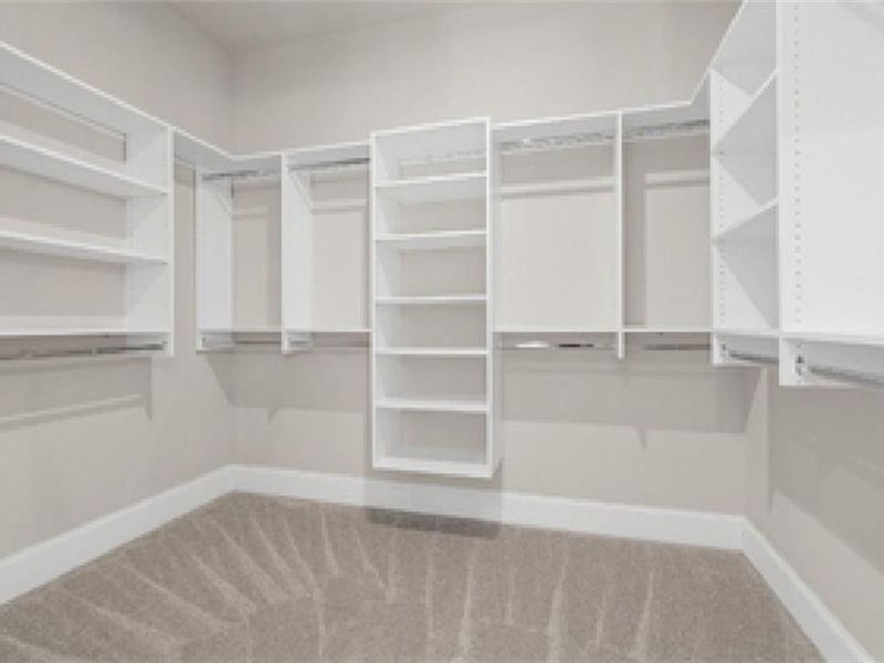 Spacious, unfurnished interior of a new home in The Village at Towne Lake, Woodstock (Image 25).