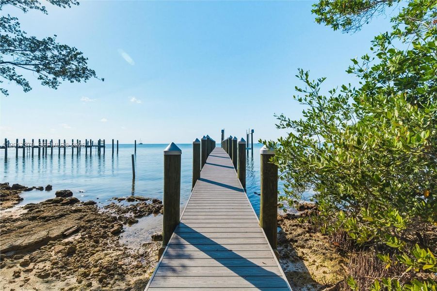 Natural landscape and outdoor views near  in Islamorada, Village of Islands (Image 82).