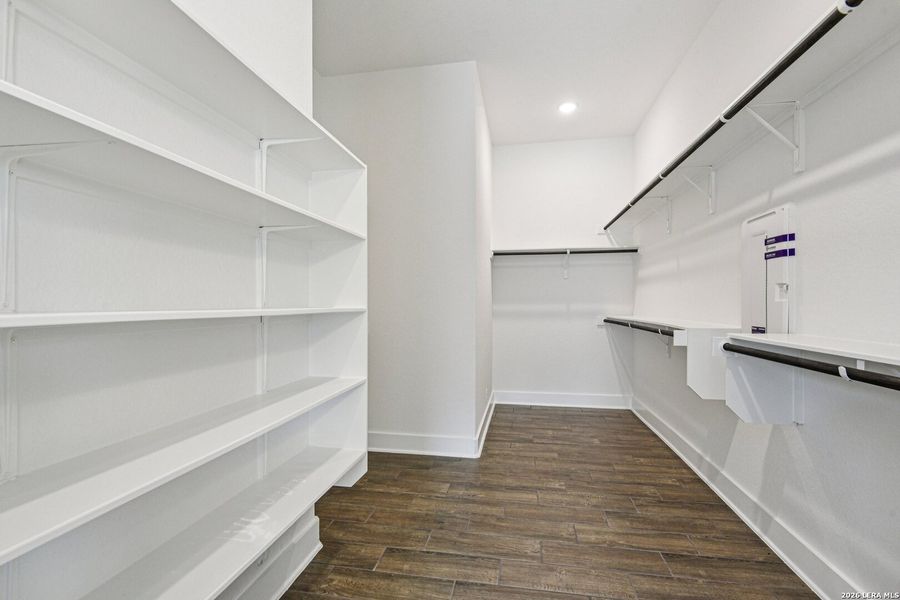 Image 57 of a home in Waldsanger.