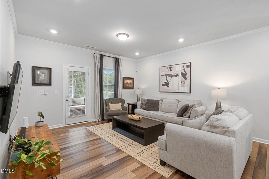 49-web-or-mls-4004-mount-moran-rd