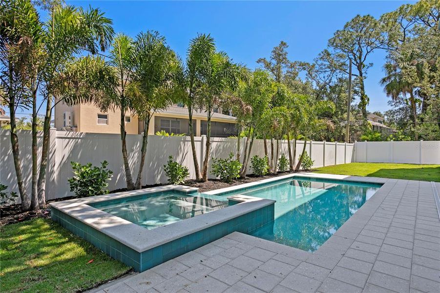 Image 83 of a home in .