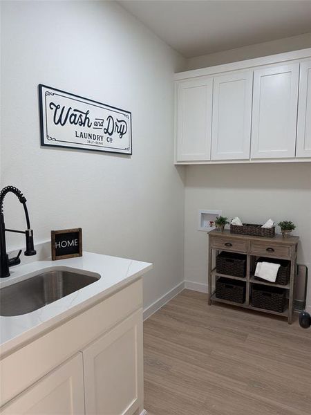 Furnished interior view inside a new home in , Waxahachie (Image 14).