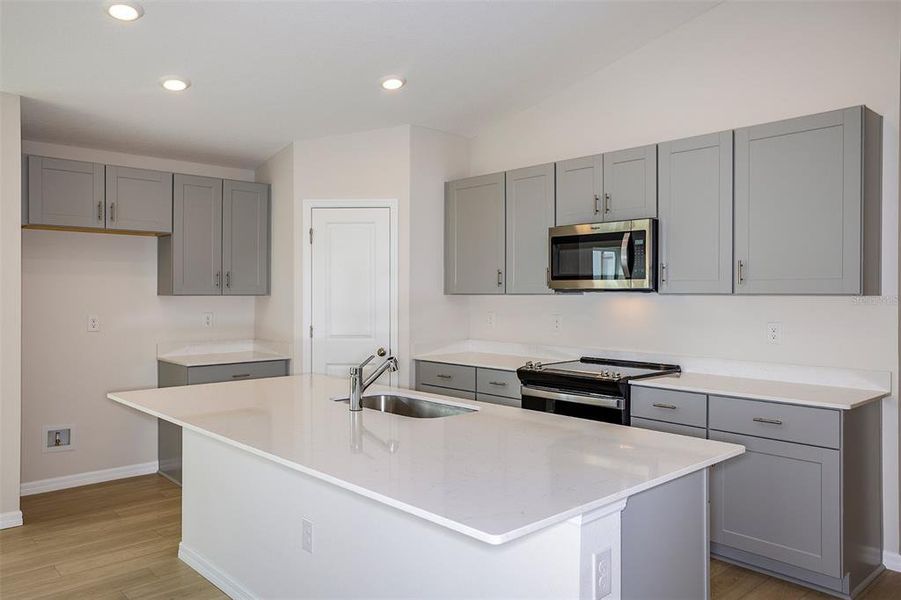 Furnished interior view inside a new home in Pasadena Landing, Wesley Chapel (Image 7). Furnished interior view inside a new home in Pasadena Landing, Wesley Chapel (Image 7).