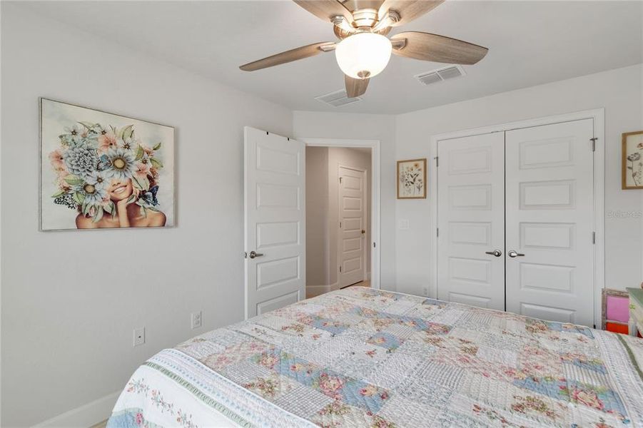Furnished interior view inside a new home in , Dunnellon (Image 47).