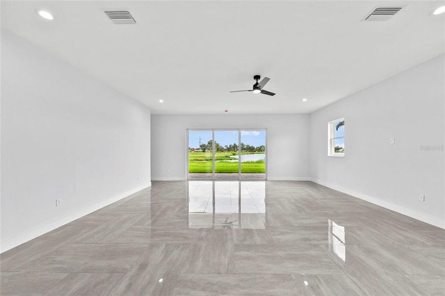 Spacious, unfurnished interior of a new home in , Palmetto (Image 22).