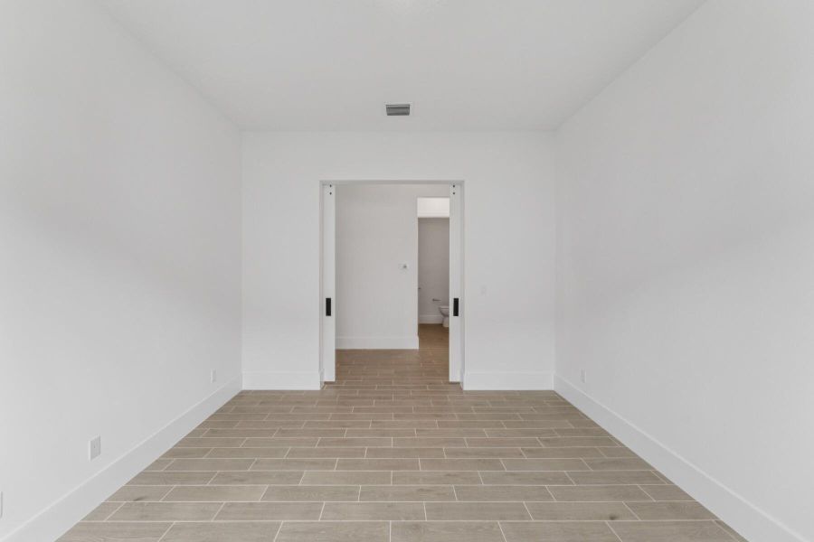Spacious, unfurnished interior of a new home in , Port St. Lucie (Image 29). Spacious, unfurnished interior of a new home in , Port St. Lucie (Image 29).