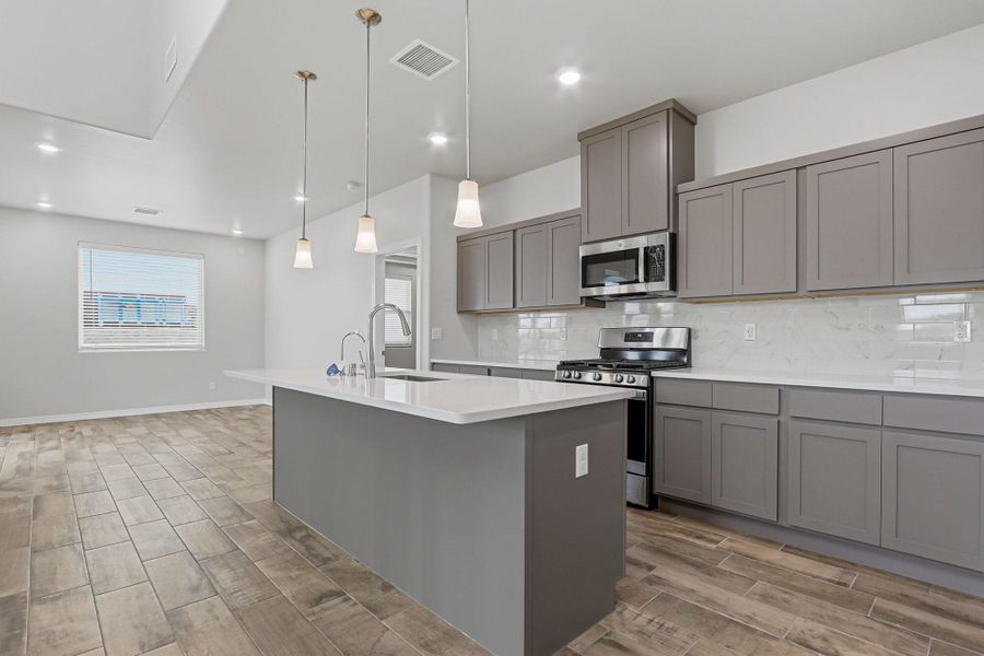 Furnished interior view inside a new home in Emerald Estates, Horizon City (Image 6). Furnished interior view inside a new home in Emerald Estates, Horizon City (Image 6).